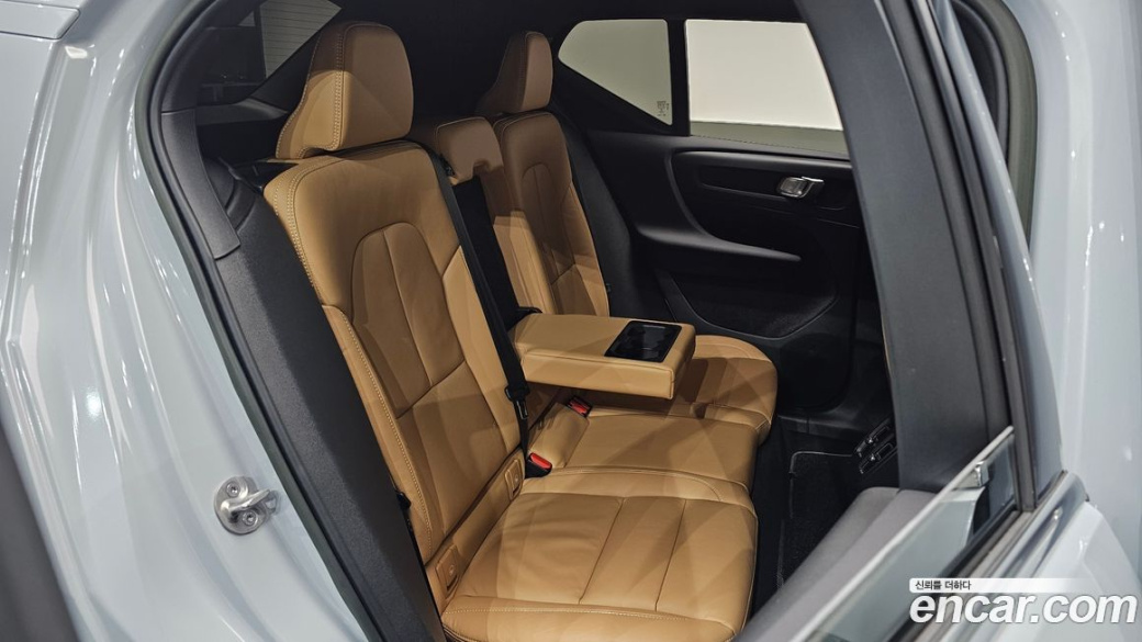 Volvo XC40 B4 Inscription, 2022