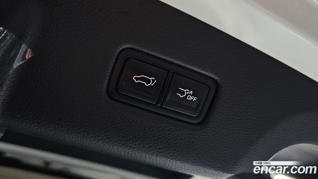 Kia Carnival 9-Seater Noblesse, 2023