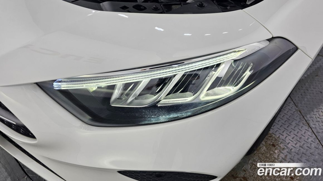 Mercedes-Benz A-Class A220 Hatchback, 2025
