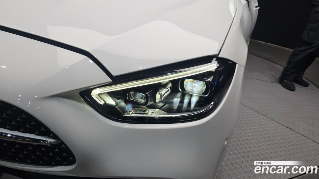 Mercedes-Benz C-Class C300 4MATIC AMG Line, 2023