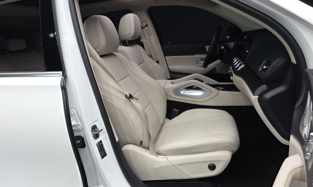 Mercedes-Benz GLE-Class GLE450 4MATIC, 2026