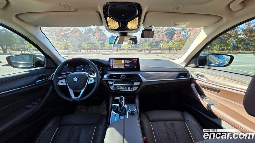 BMW 5-Series 530i xDrive Luxury, 2023