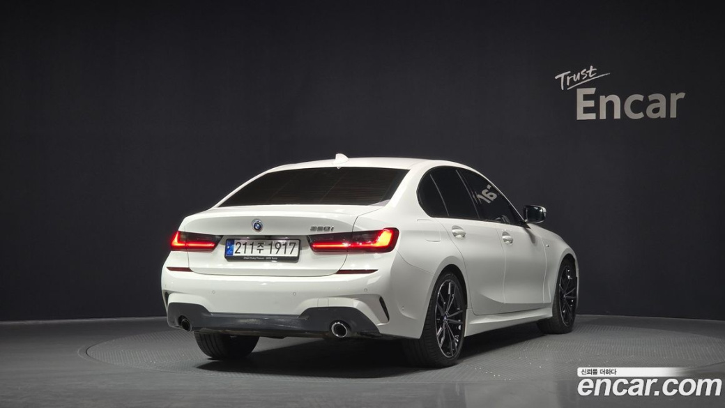 BMW 3-Series 320i M Sport, 2022