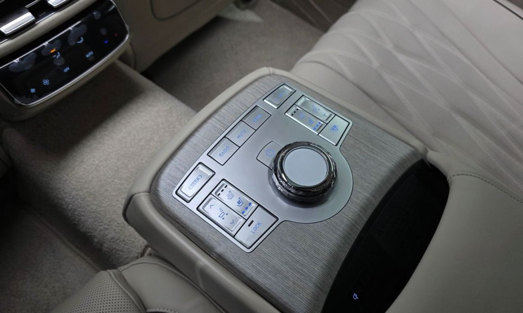 Genesis G80 Gasoline 2.5 Turbo AWD, 2026