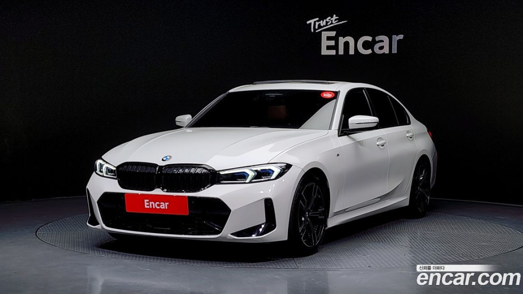 BMW 3-Series 320i M Sport, 2023