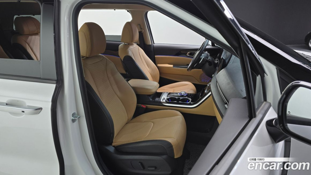 Kia Carnival 7-Seater Noblesse, 2023
