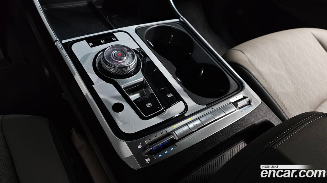 Kia Carnival 9-Seater Noblesse, 2025