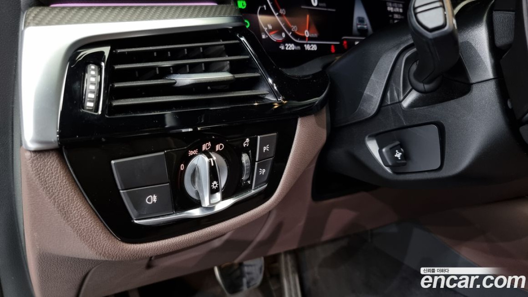 BMW Gran Turismo 640i xDrive M Sport, 2022
