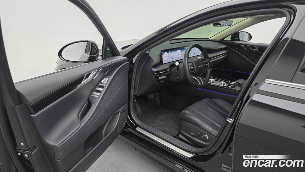 Genesis G80 Gasoline 2.5 Turbo AWD, 2025