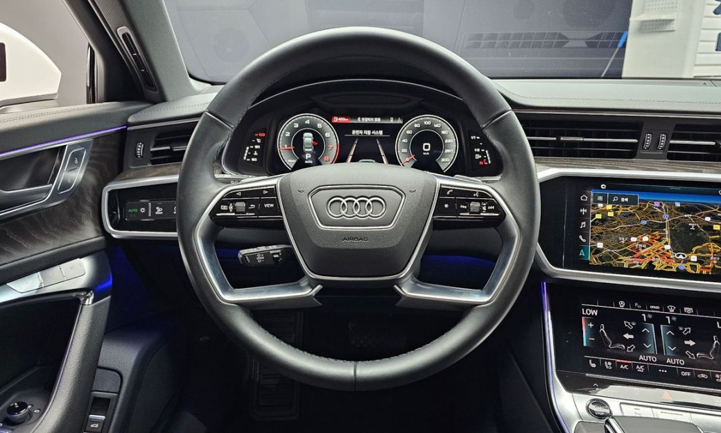 Audi A6 45 TFSI Premium, 2023