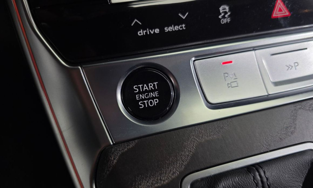Audi A6 45 TFSI Premium, 2024