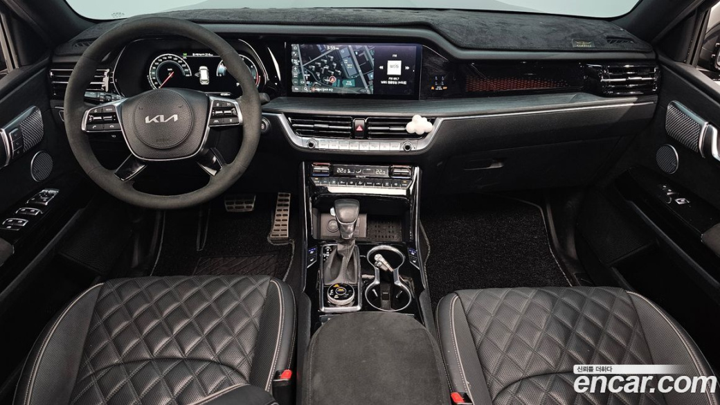 Kia Mohave Diesel 3.0 4WD 6-Seater, 2022