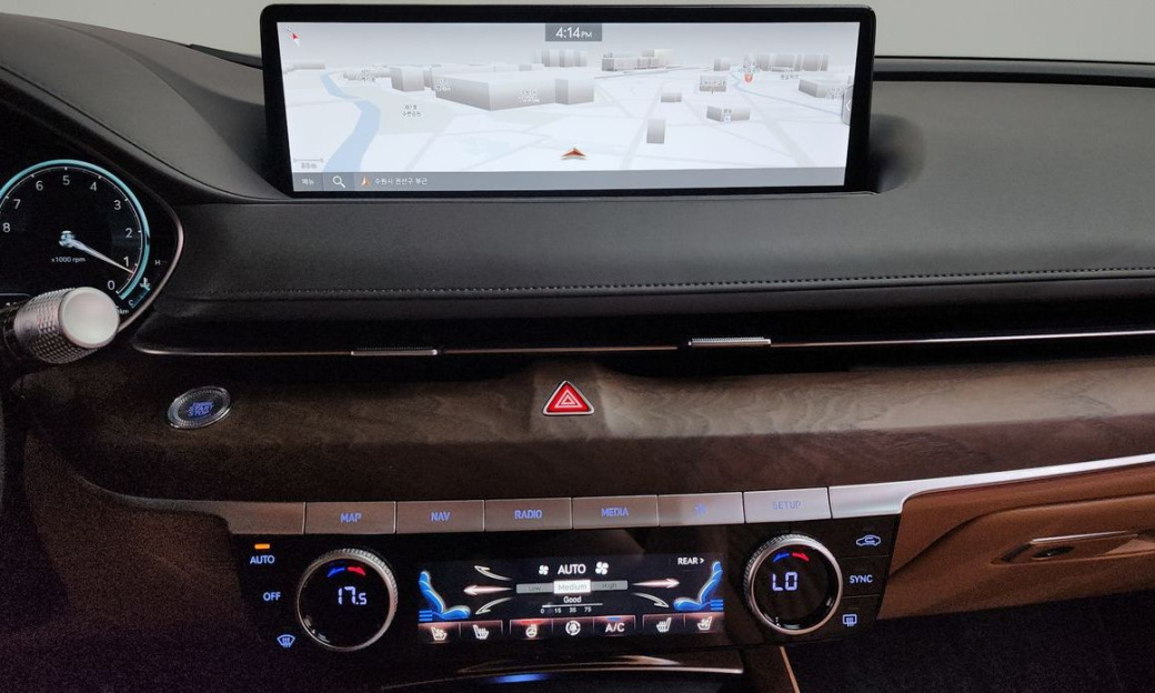 Genesis G80 Gasoline 2.5 Turbo AWD, 2024