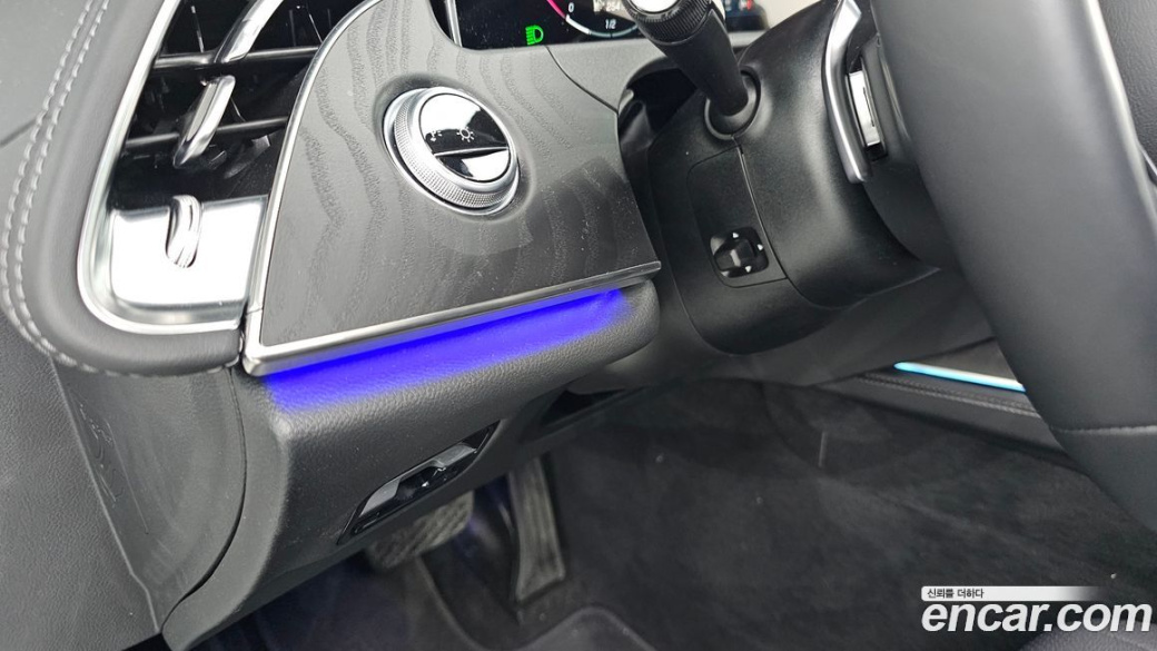 Mercedes-Benz E-Class E200 Avantgarde, 2025