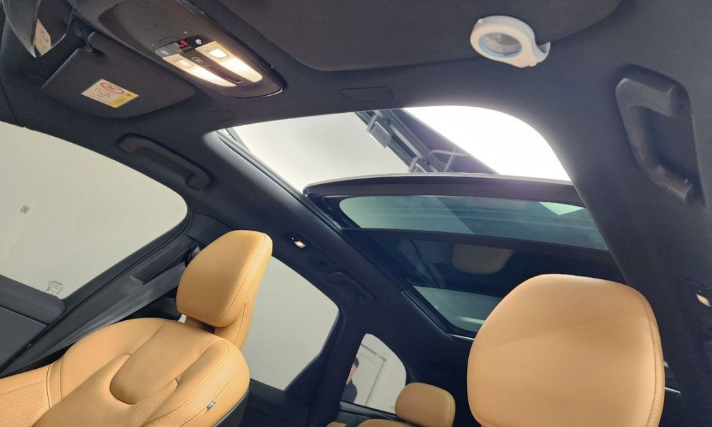 Volvo XC60 B5 Ultimate Bright, 2024