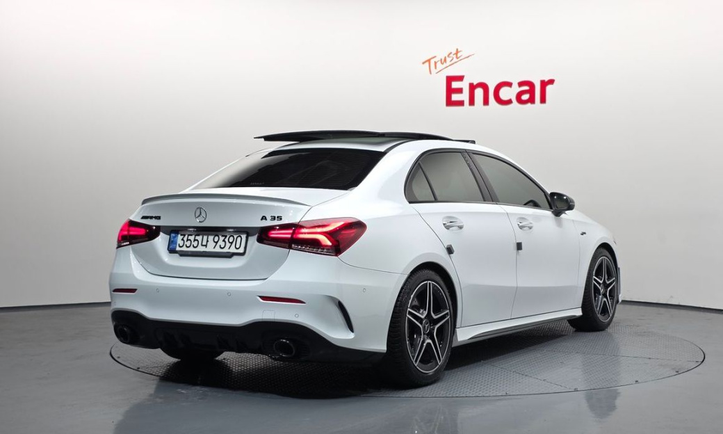 Mercedes-Benz A-Class AMG A35 4MATIC Sedan, 2022