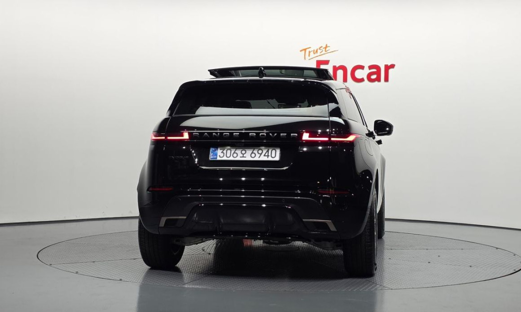 Land Rover Range Rover Evoque P250 Dynamic SE, 2025