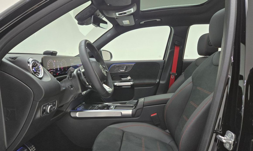 Mercedes-Benz GLB-Class AMG GLB35 4MATIC, 2025