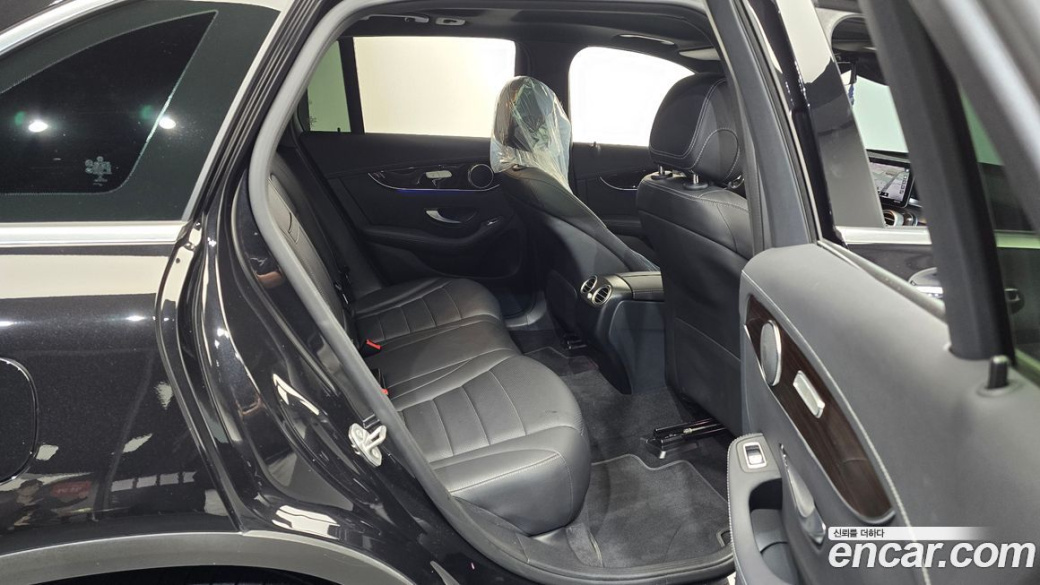 Mercedes-Benz GLC-Class GLC300 4MATIC Premium, 2021