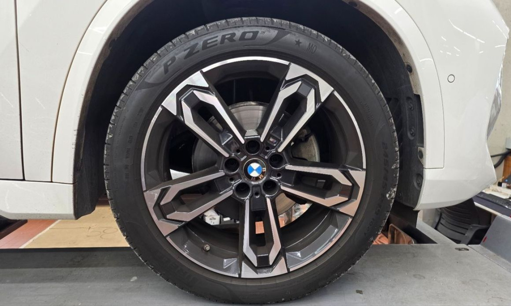 BMW X1 xDrive 20i M Sport, 2024