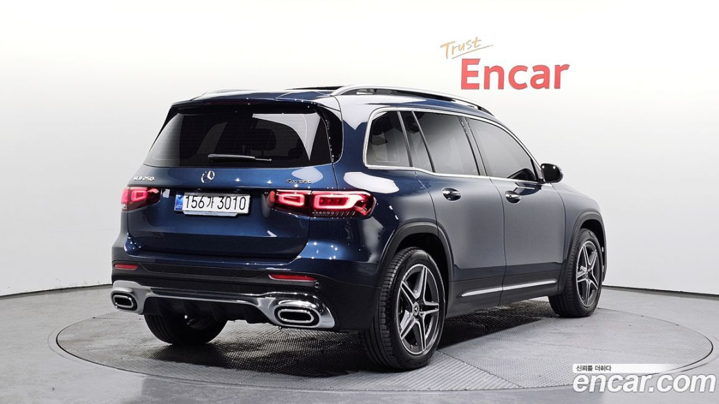 Mercedes-Benz GLB-Class GLB250 4MATIC, 2023