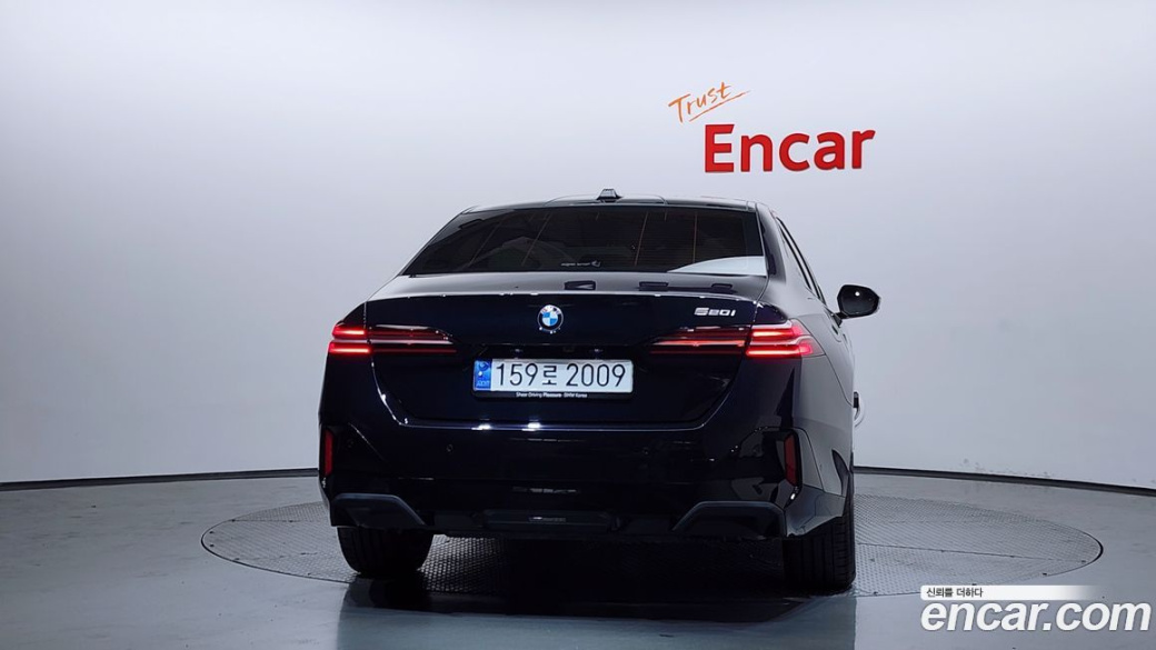 BMW 5-Series 520i M Sport, 2024