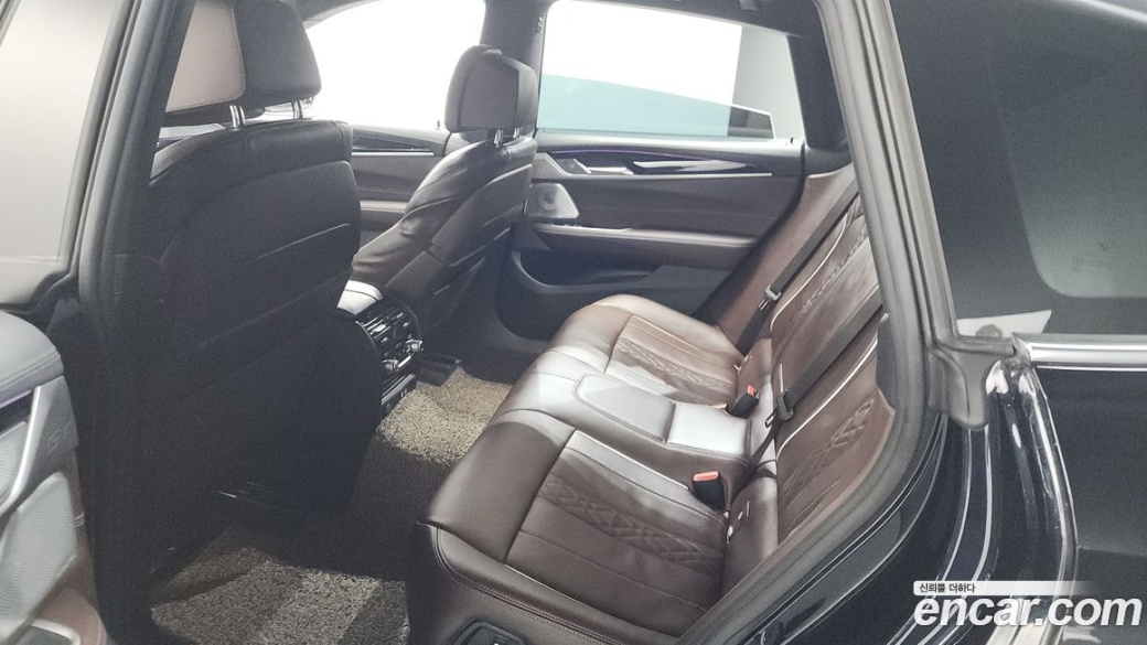 BMW Gran Turismo 640i xDrive M Sport, 2023