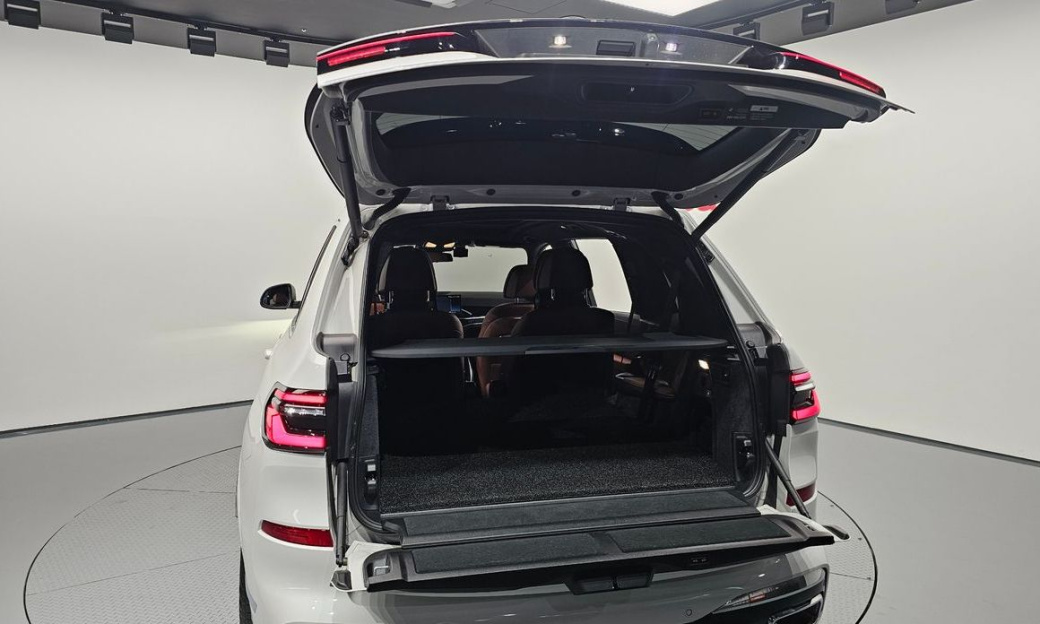 BMW X7 xDrive 40i M Sport 6STR, 2024