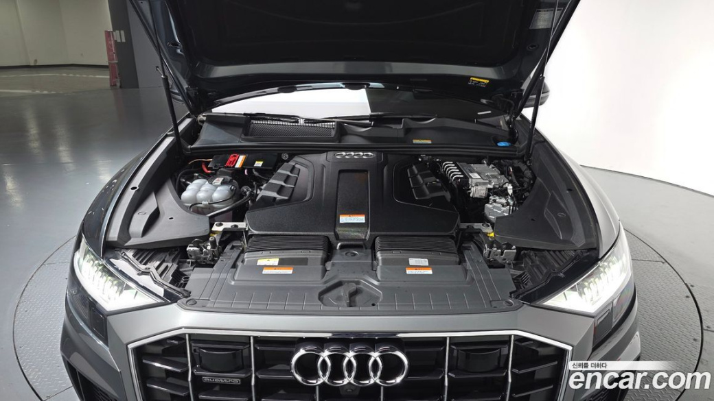 Audi Q8 45 TDI Quattro Premium, 2023