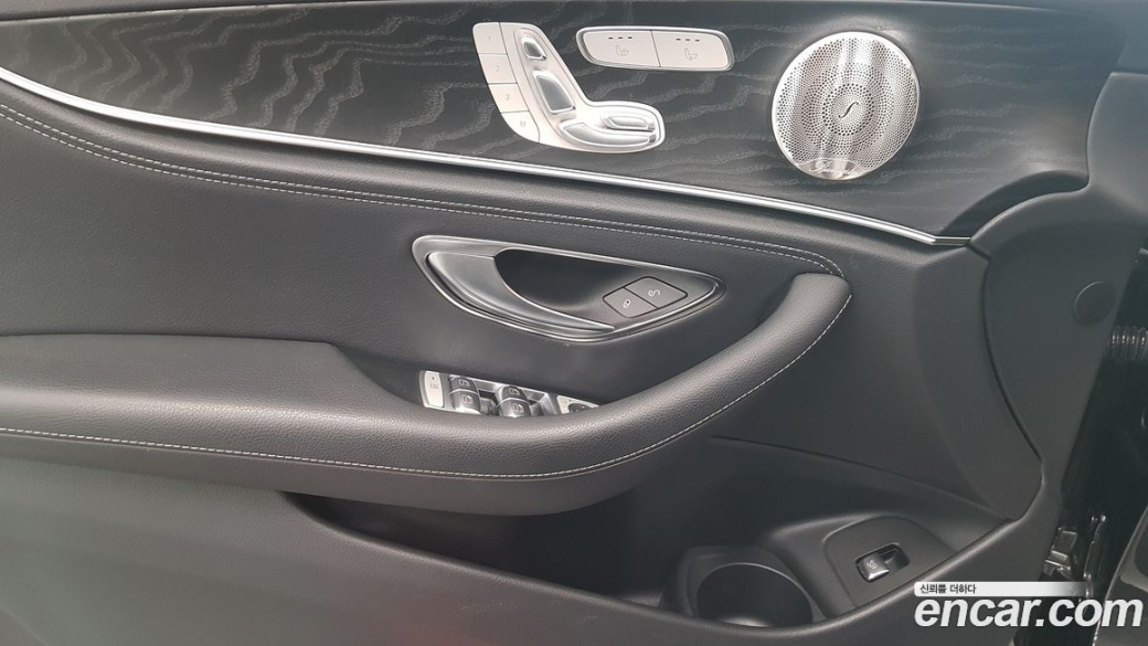Mercedes-Benz E-Class E220d 4MATIC AMG Line, 2022
