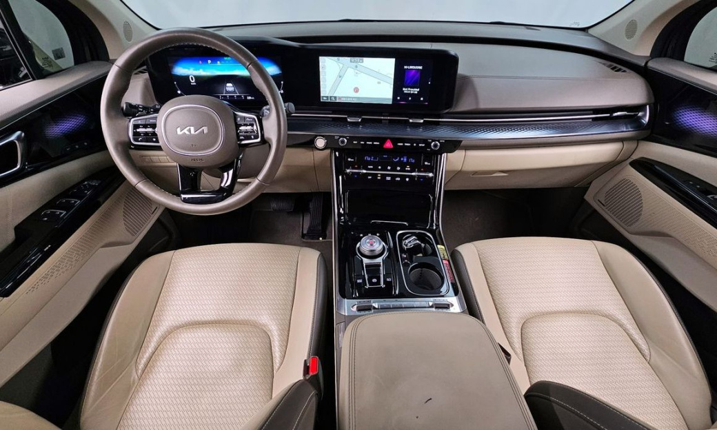 Kia Carnival 7-Seater Hi-Limousine, 2023