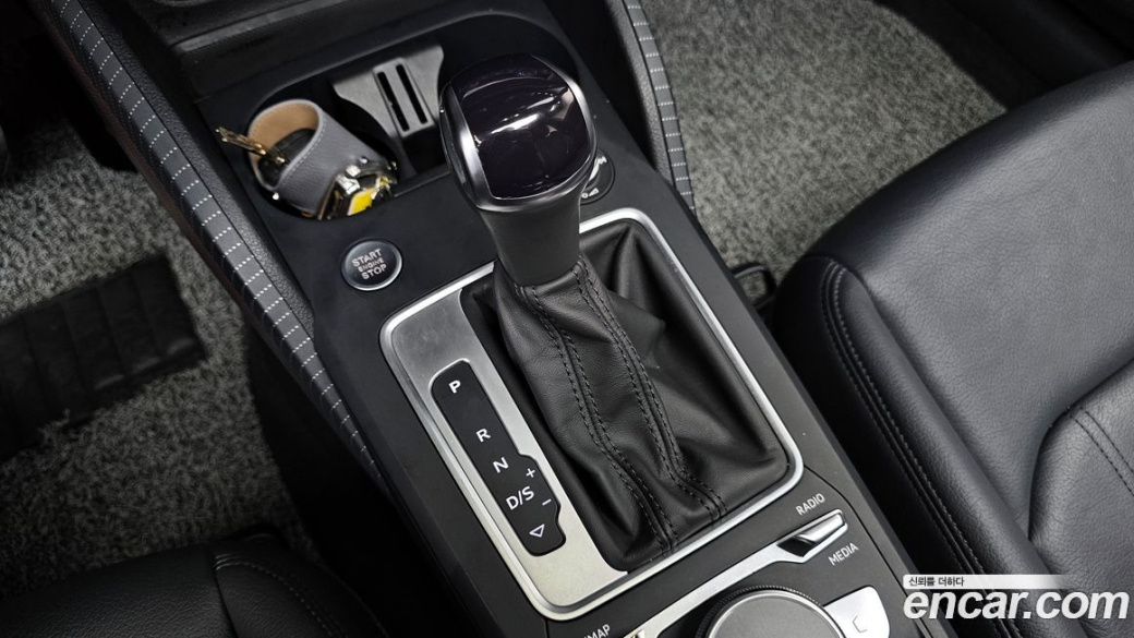 Audi Q2 35 TDI Premium, 2023