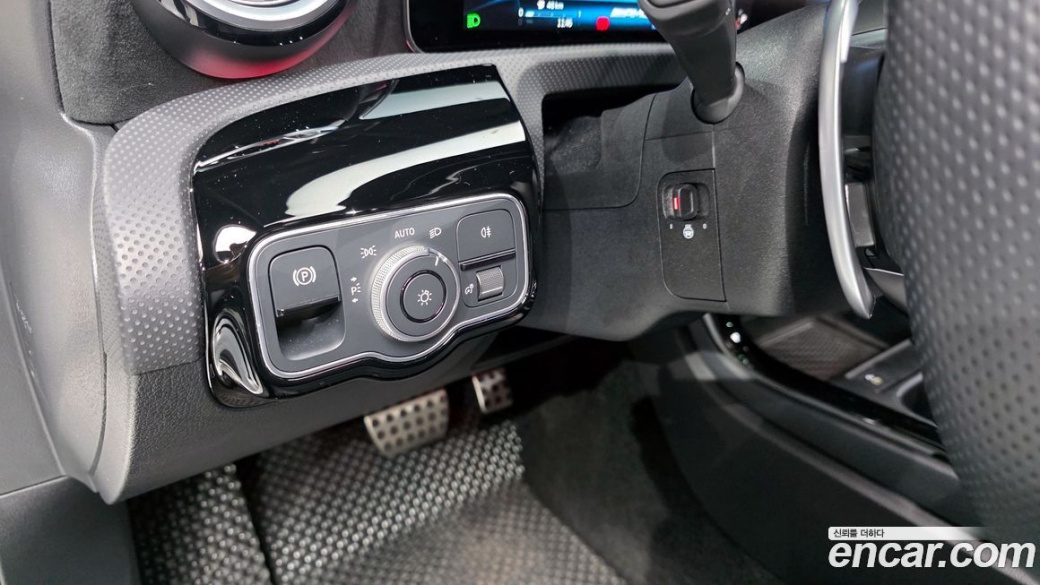 Mercedes-Benz A-Class AMG A35 4MATIC Sedan, 2024