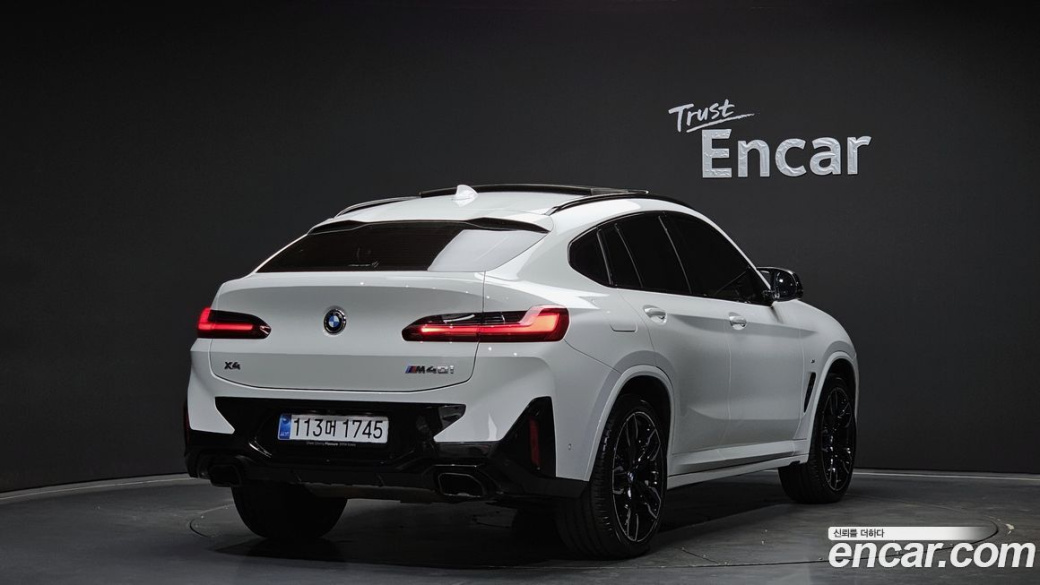 BMW X4 xDrive M40i, 2025