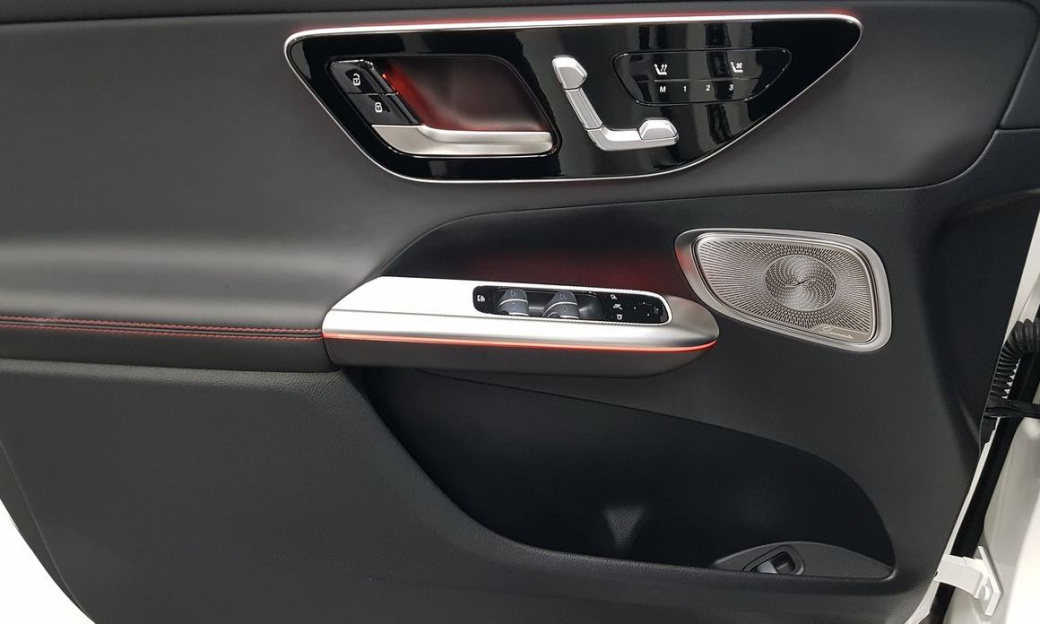 Mercedes-Benz GLC-Class AMG GLC43 4MATIC, 2025