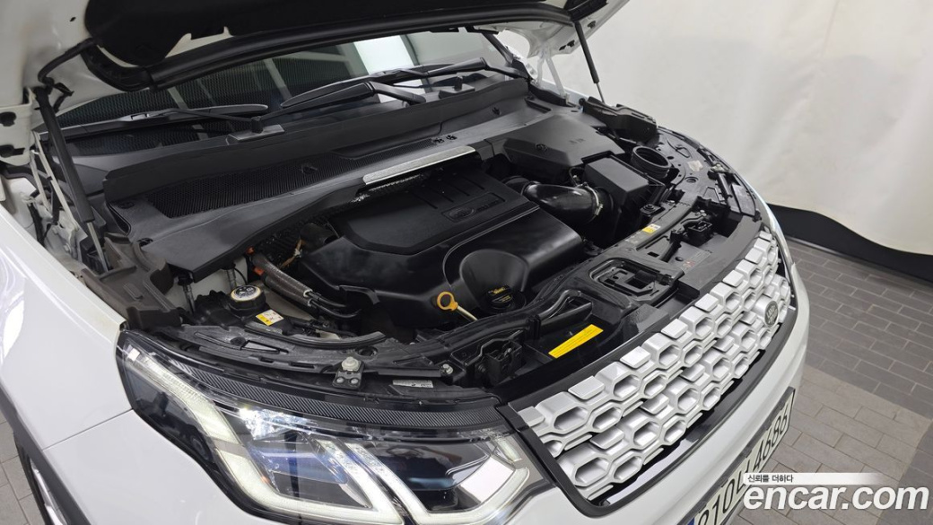Land Rover Discovery Sport P250 SE, 2021