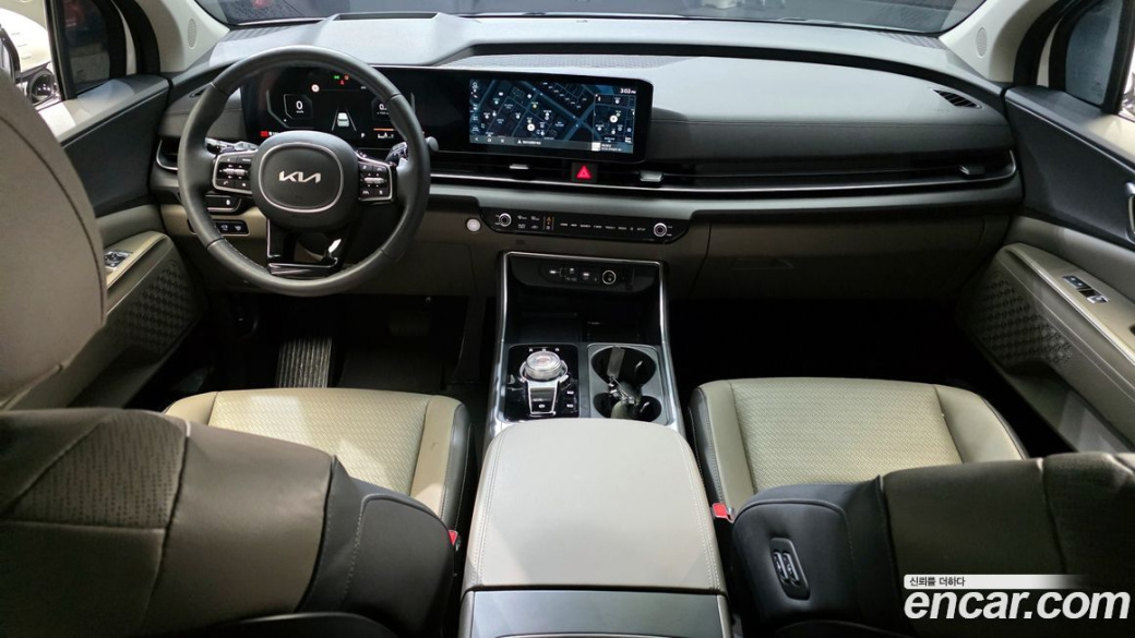 Kia Carnival 9-Seater Noblesse, 2025