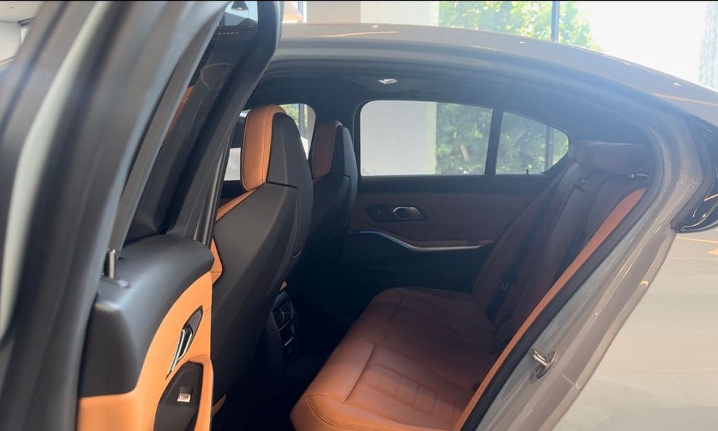 BMW 3-Series M340i Pro, 2024