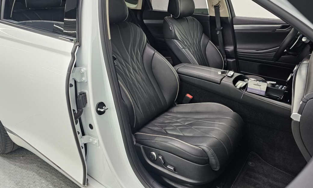 Genesis G80 Gasoline 2.5 Turbo 2WD, 2024