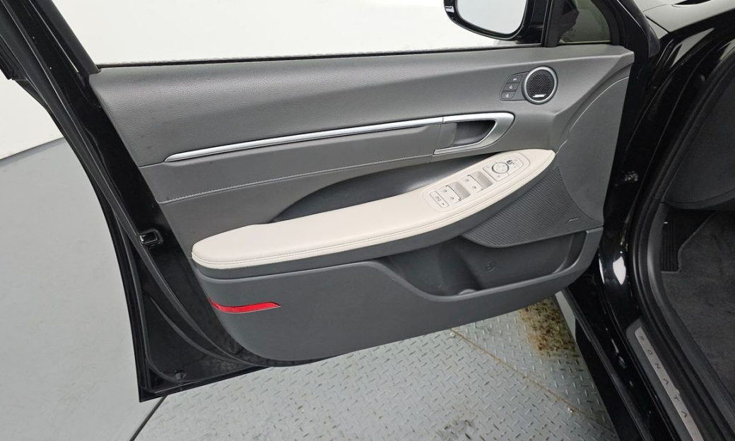 Hyundai Sonata 2.0, 2024