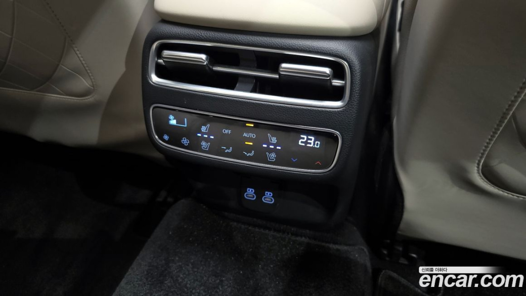 Genesis GV70 2.5T Gasoline 2WD, 2025