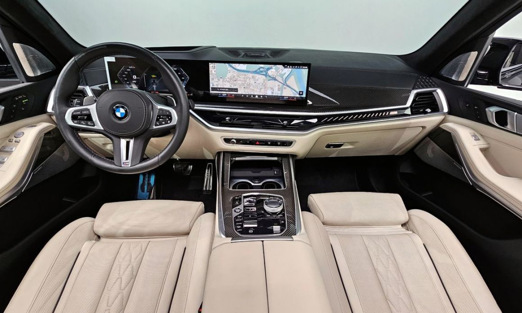 BMW X7 M60i xDrive M sport 6STR, 2025