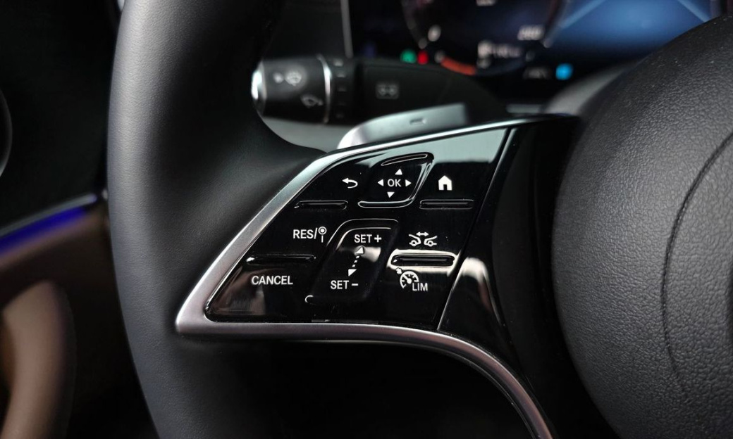 Mercedes-Benz E-Class E250 AMG Line, 2023