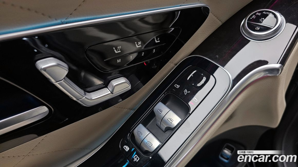 Mercedes-Benz S-Class S500L 4MATIC, 2023