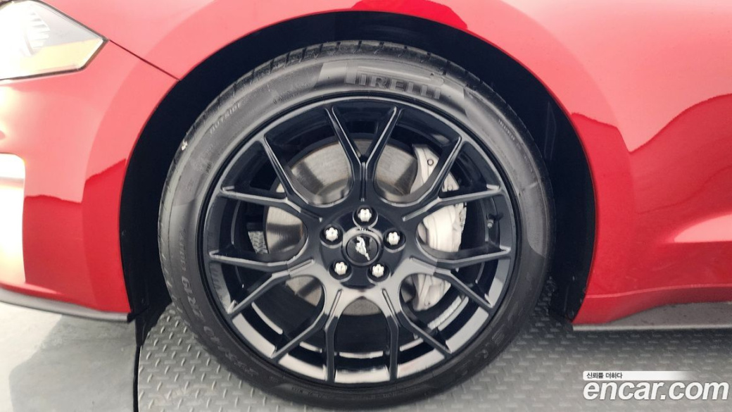 Ford Mustang Coupe, 2022