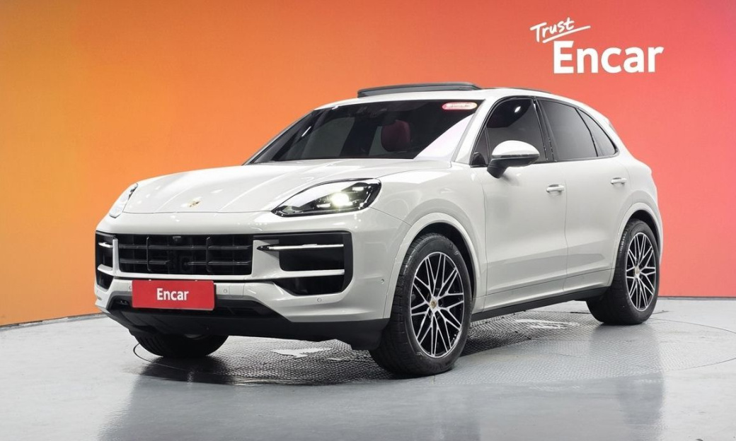 Porsche Cayenne 3.0, 2024
