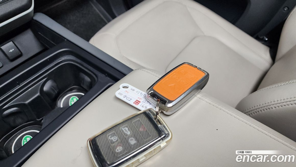 Land Rover Defender 110 D300 HSE, 2023