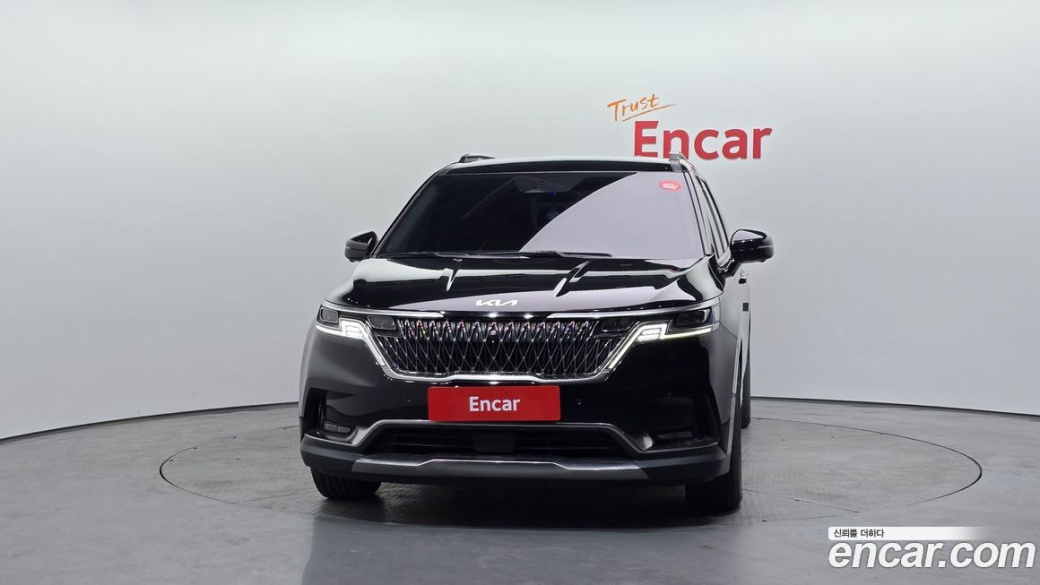 Kia Carnival 9-Seater Signature, 2023