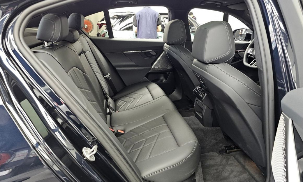 BMW 5-Series 520i M Sport, 2026