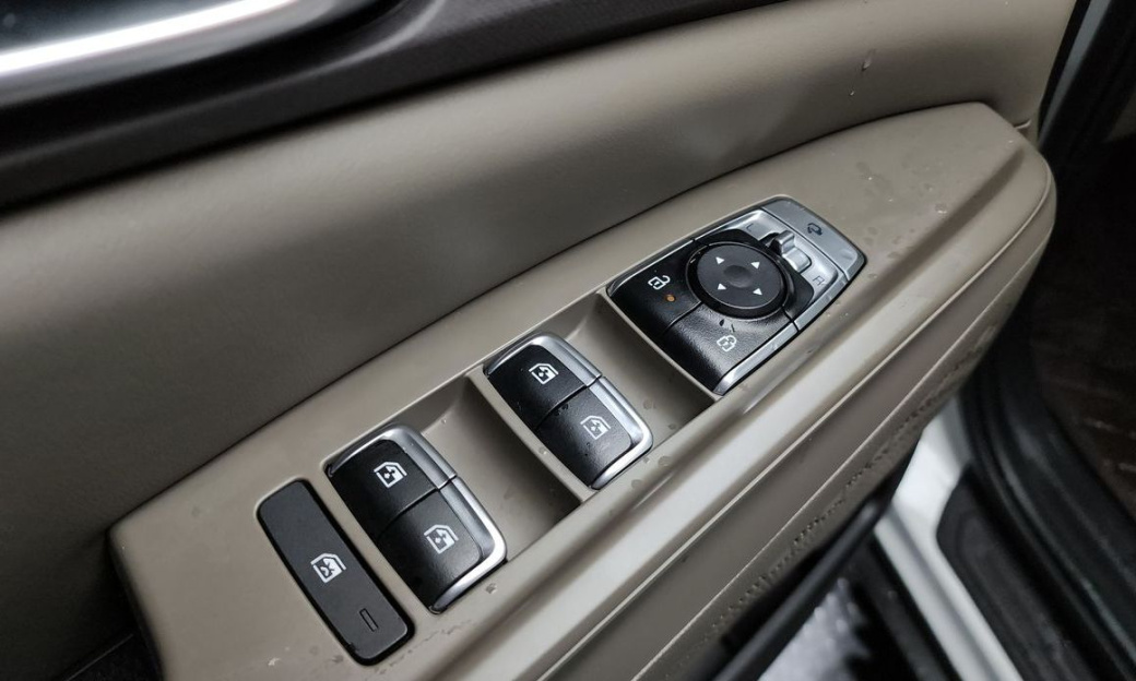 Kia Carnival 7-Seater Noblesse, 2025